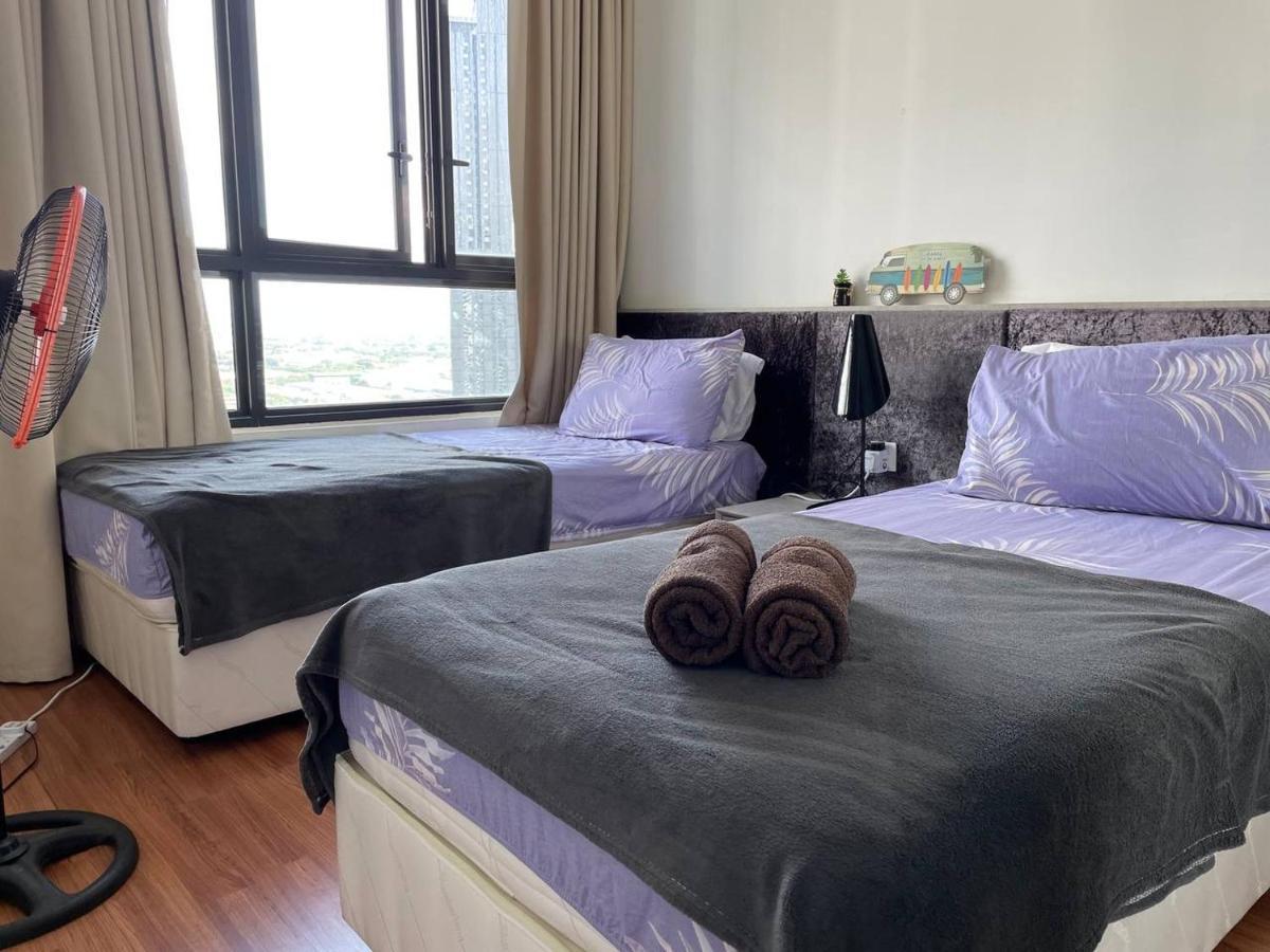 Homestay I-City Cantik, Tenang, Wifi, 4K Smart Tv, Netflix, Coway, Free Parking Shah Alam Exterior foto